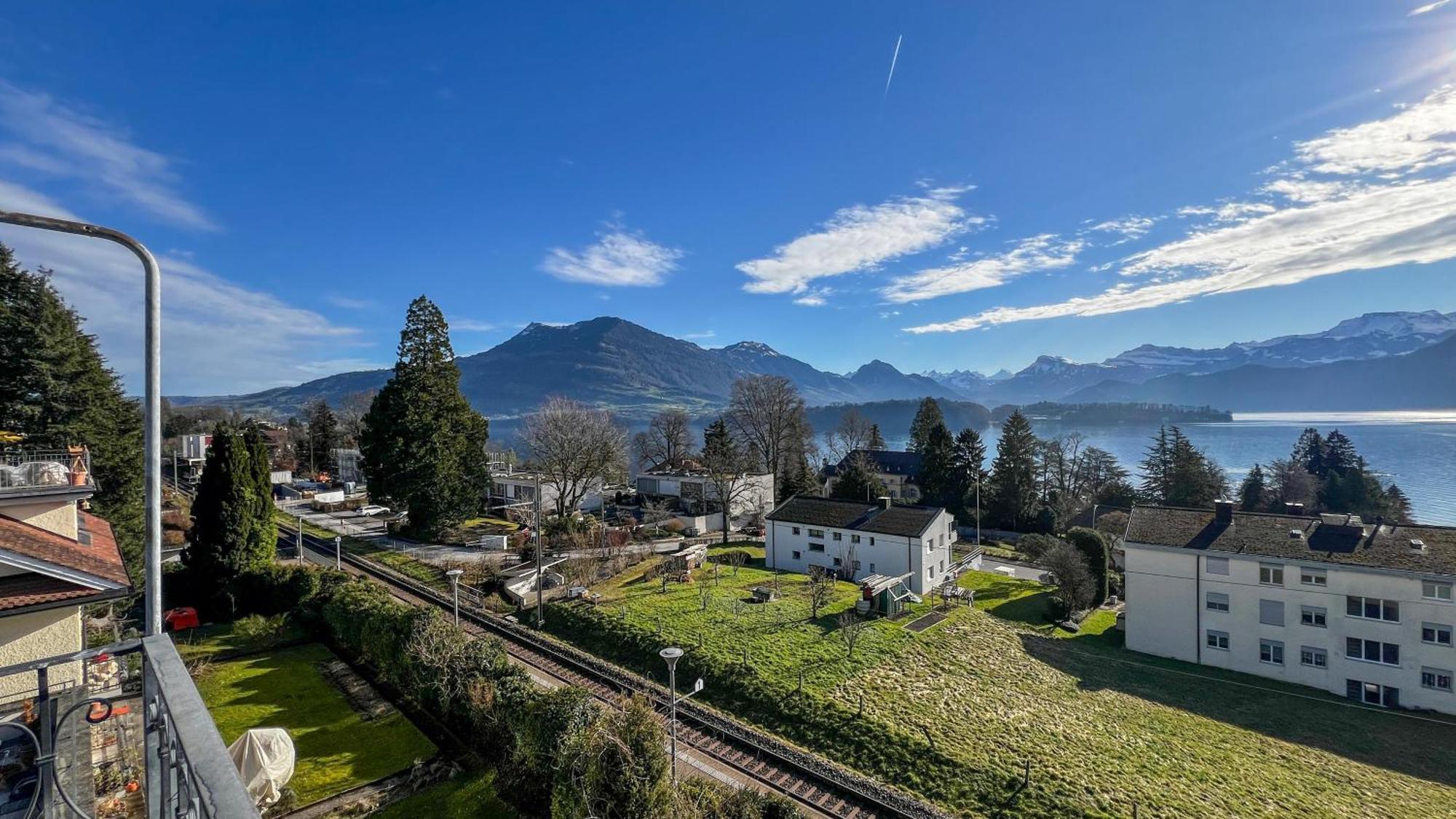 Boutique Apartment Lakeview Luzern 3 Exterior photo